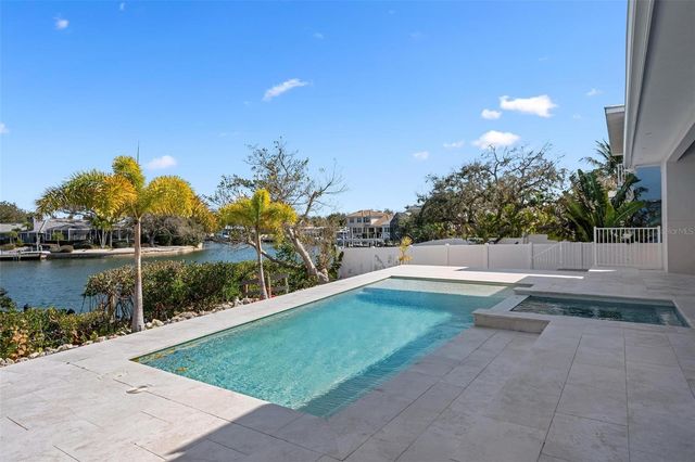 4819 HIGEL AVENUE, Sarasota, FL 34242