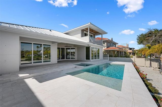 4819 HIGEL AVENUE, Sarasota, FL 34242