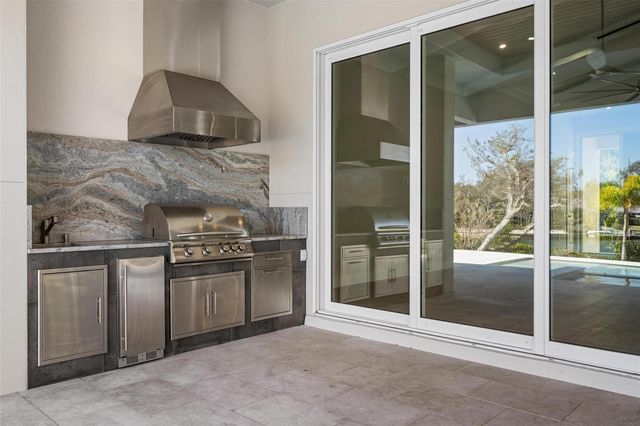 4819 HIGEL AVENUE, Sarasota, FL 34242