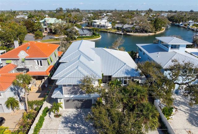 4819 HIGEL AVENUE, Sarasota, FL 34242