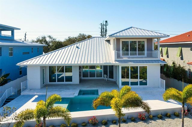 4819 HIGEL AVENUE, Sarasota, FL 34242