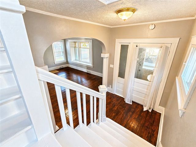 18 Lakeview, Rochester, NY 14613