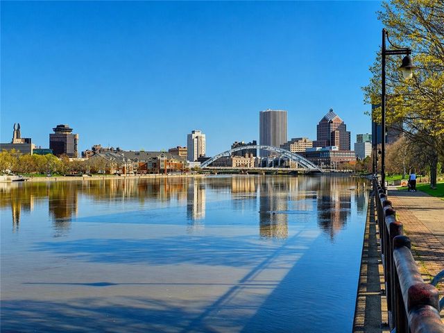 18 Lakeview, Rochester, NY 14613