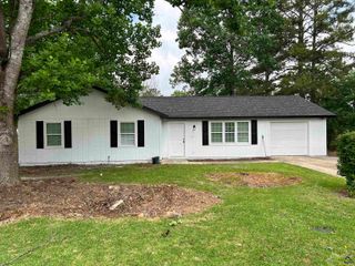 103 Highpoint Drive, Warner Robins, GA 31093