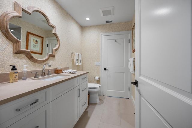 200 Birkdale Lane, Jupiter, FL 33458