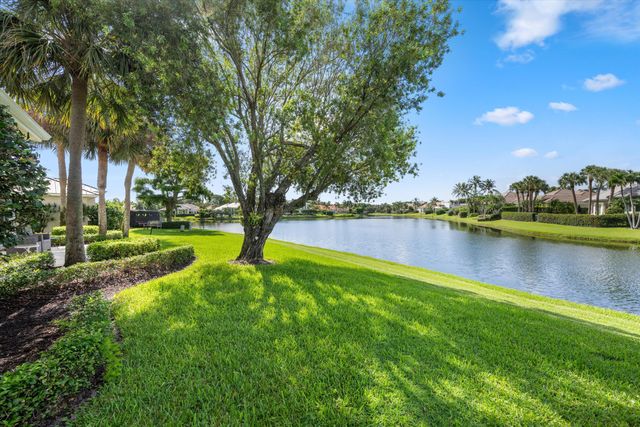 200 Birkdale Lane, Jupiter, FL 33458