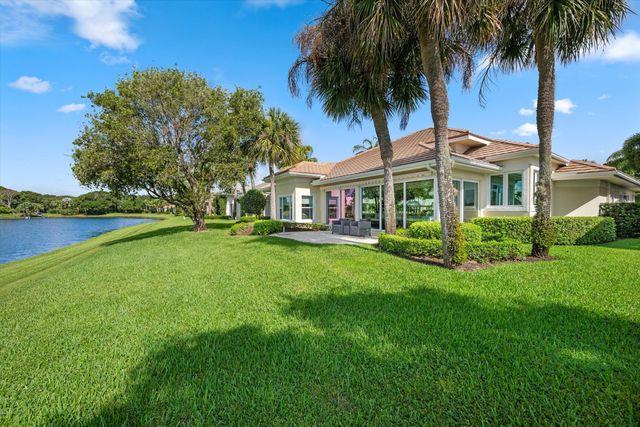 200 Birkdale Lane, Jupiter, FL 33458