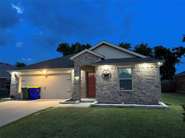 2520 Old Farm Drive, Seagoville, TX 75159