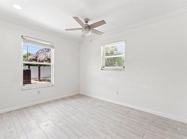 708 HILLCREST Boulevard, West Palm Beach, FL 33405