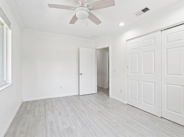 708 HILLCREST Boulevard, West Palm Beach, FL 33405