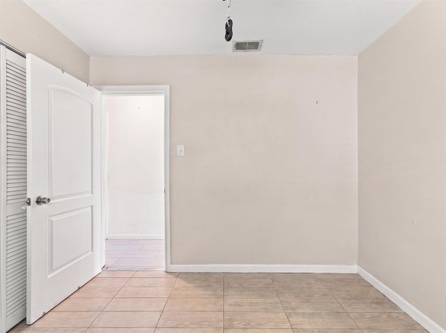 708 HILLCREST Boulevard, West Palm Beach, FL 33405