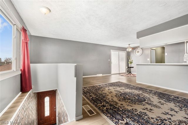 405 Baldwin Road, Akron, OH 44312