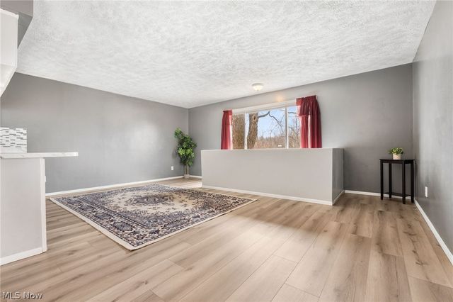 405 Baldwin Road, Akron, OH 44312