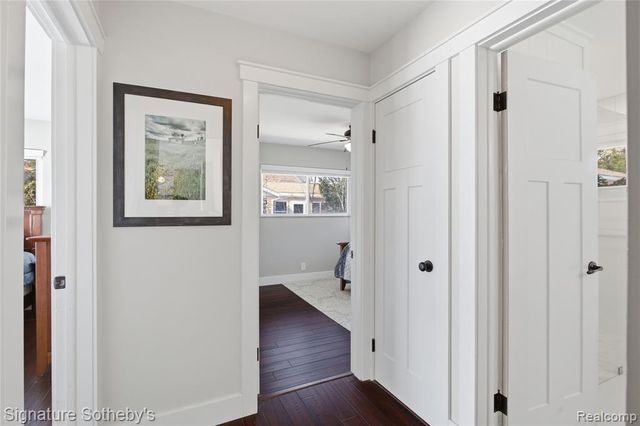 2497 W Walton Boulevard, Waterford, MI 48329