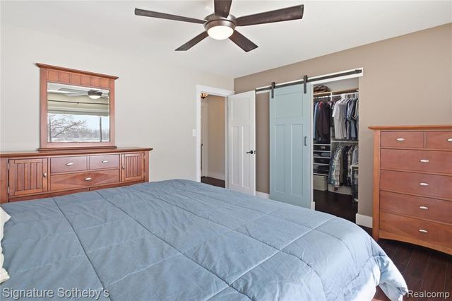 2497 W Walton Boulevard, Waterford, MI 48329