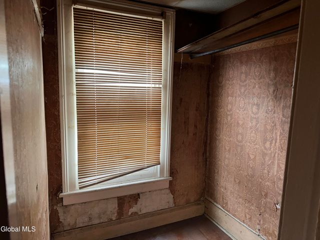 393 3rd Street, Troy, NY 12180