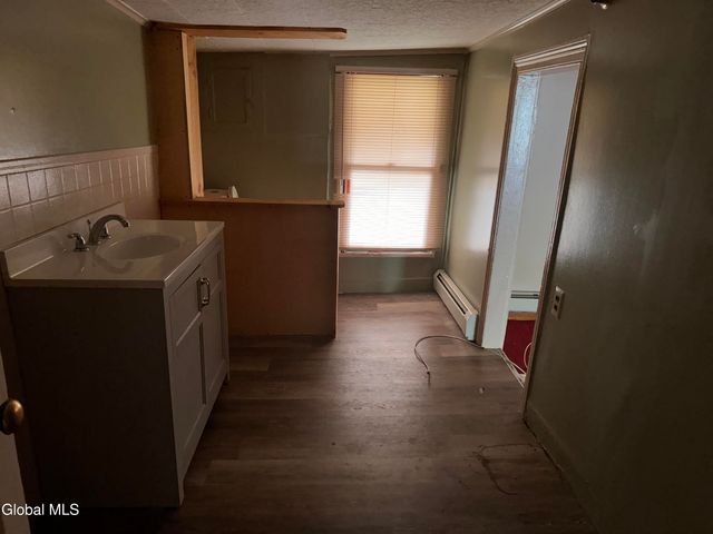 393 3rd Street, Troy, NY 12180