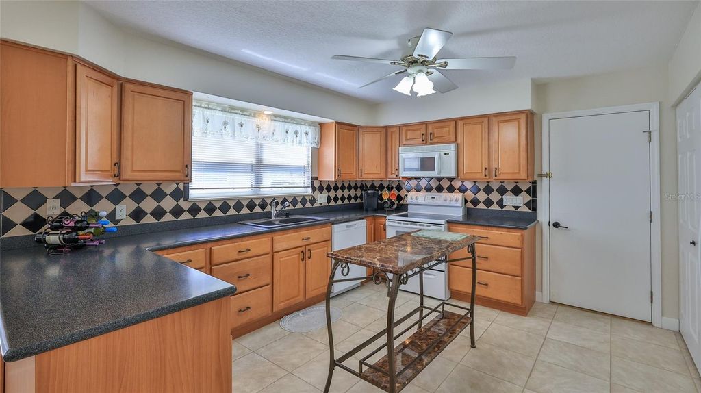 Image 15 of property listing at 316 CITRUS OPEN DRIVE, New Smyrna Beach, FL 32168