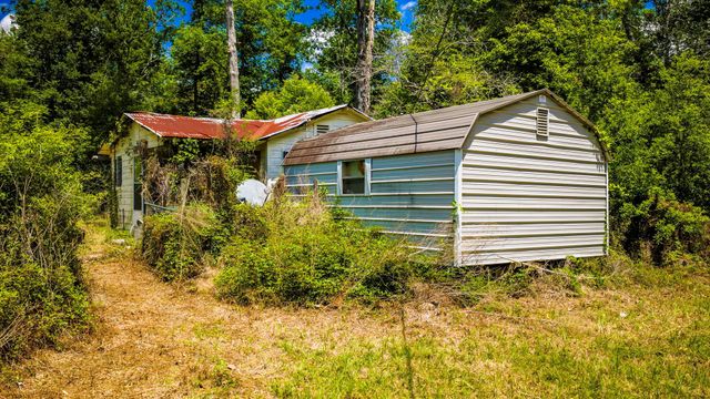 5800 Outlaw Bend Drive, Rye, TX 77369