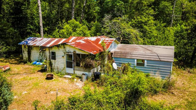 5800 Outlaw Bend Drive, Rye, TX 77369