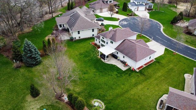 6104 Brunet Island Court, Mcfarland, WI 53558