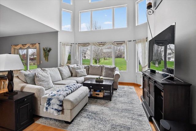 6104 Brunet Island Court, Mcfarland, WI 53558