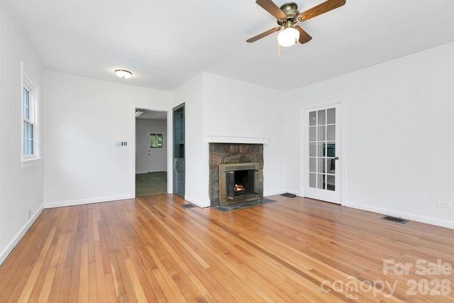 105 Parkview Drive, Brevard, NC 28712