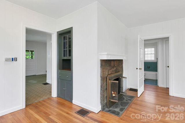 105 Parkview Drive, Brevard, NC 28712