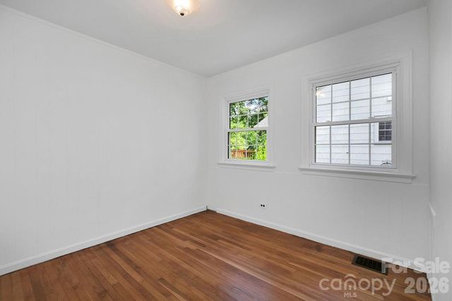 105 Parkview Drive, Brevard, NC 28712