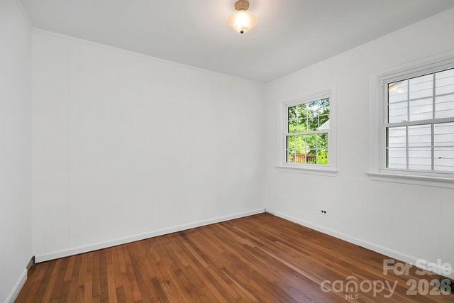 105 Parkview Drive, Brevard, NC 28712