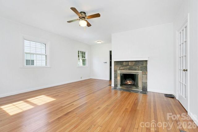 105 Parkview Drive, Brevard, NC 28712