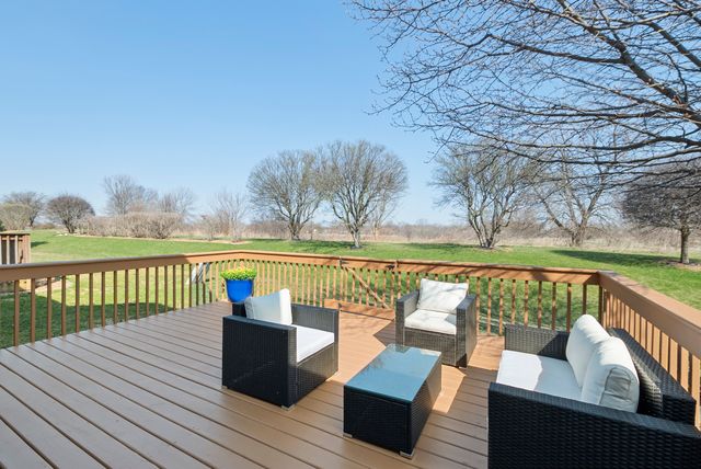 16619 Wexford Court, Tinley Park, IL 60477