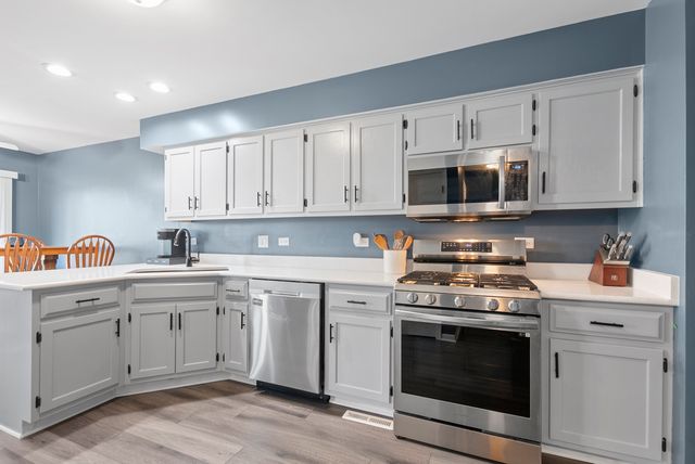 16619 Wexford Court, Tinley Park, IL 60477