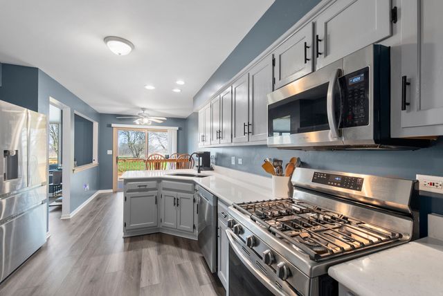 16619 Wexford Court, Tinley Park, IL 60477