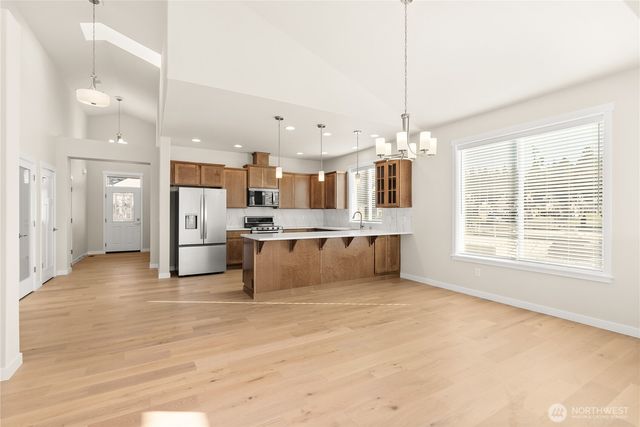 9049 Wyatt Loop SE, Tumwater, WA 98501