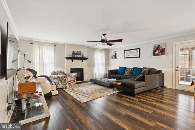 10412 COLECHESTER ST, Fredericksburg, VA 22408