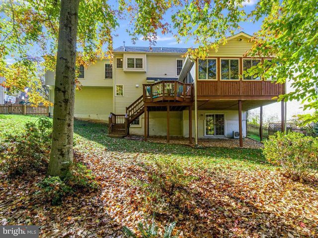 10412 COLECHESTER ST, Fredericksburg, VA 22408