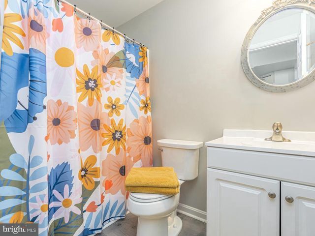 10412 COLECHESTER ST, Fredericksburg, VA 22408