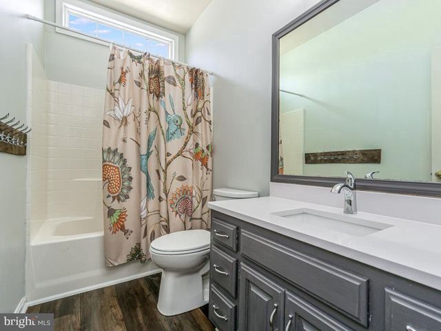 10412 COLECHESTER ST, Fredericksburg, VA 22408