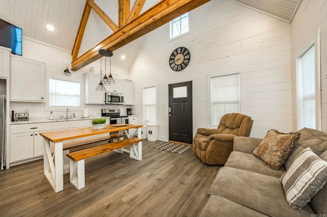 950 Sunny Slope Rd., Edgemont, AR 72044