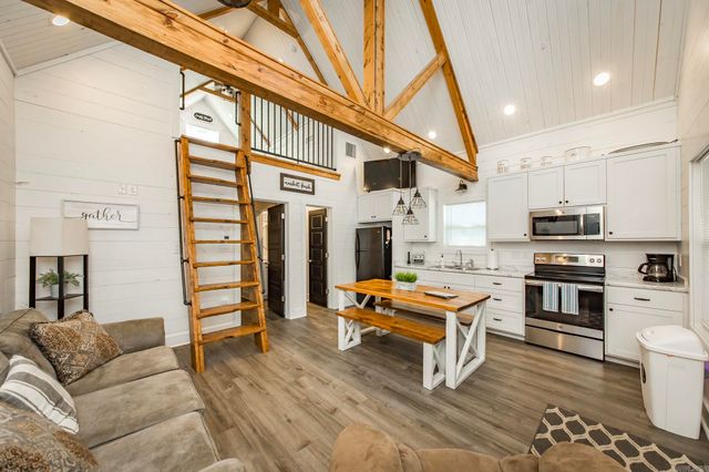 950 Sunny Slope Rd., Edgemont, AR 72044