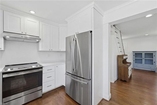 1433 Huntington CRES, Norfolk, VA 23509
