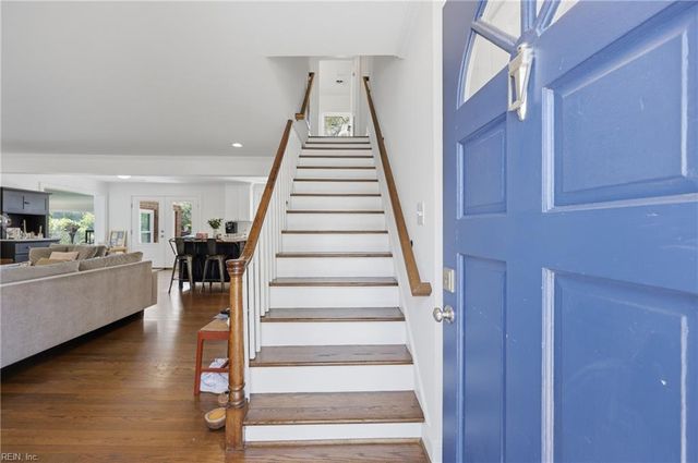1433 Huntington CRES, Norfolk, VA 23509