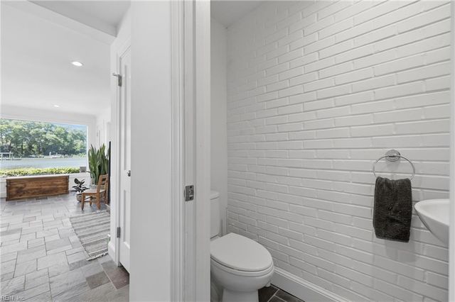 1433 Huntington CRES, Norfolk, VA 23509