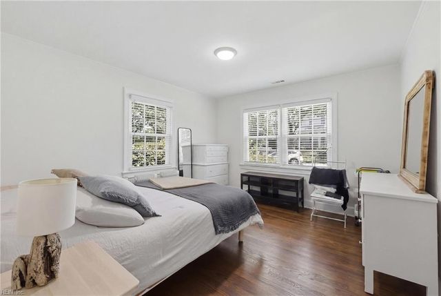 1433 Huntington CRES, Norfolk, VA 23509