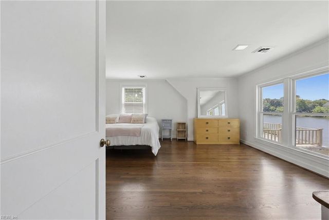 1433 Huntington CRES, Norfolk, VA 23509