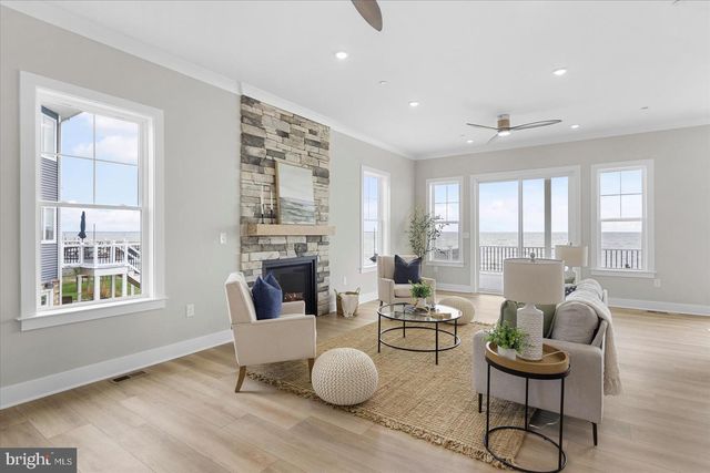 8823 CHESAPEAKE AVE, Sparrows Point, MD 21219