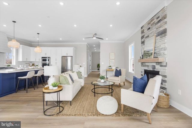 8823 CHESAPEAKE AVE, Sparrows Point, MD 21219