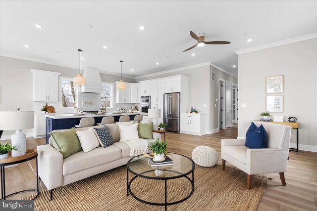 8823 CHESAPEAKE AVE, Sparrows Point, MD 21219