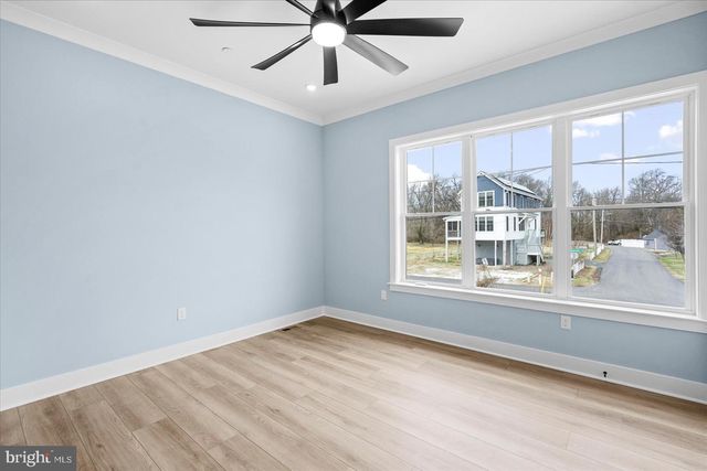 8823 CHESAPEAKE AVE, Sparrows Point, MD 21219